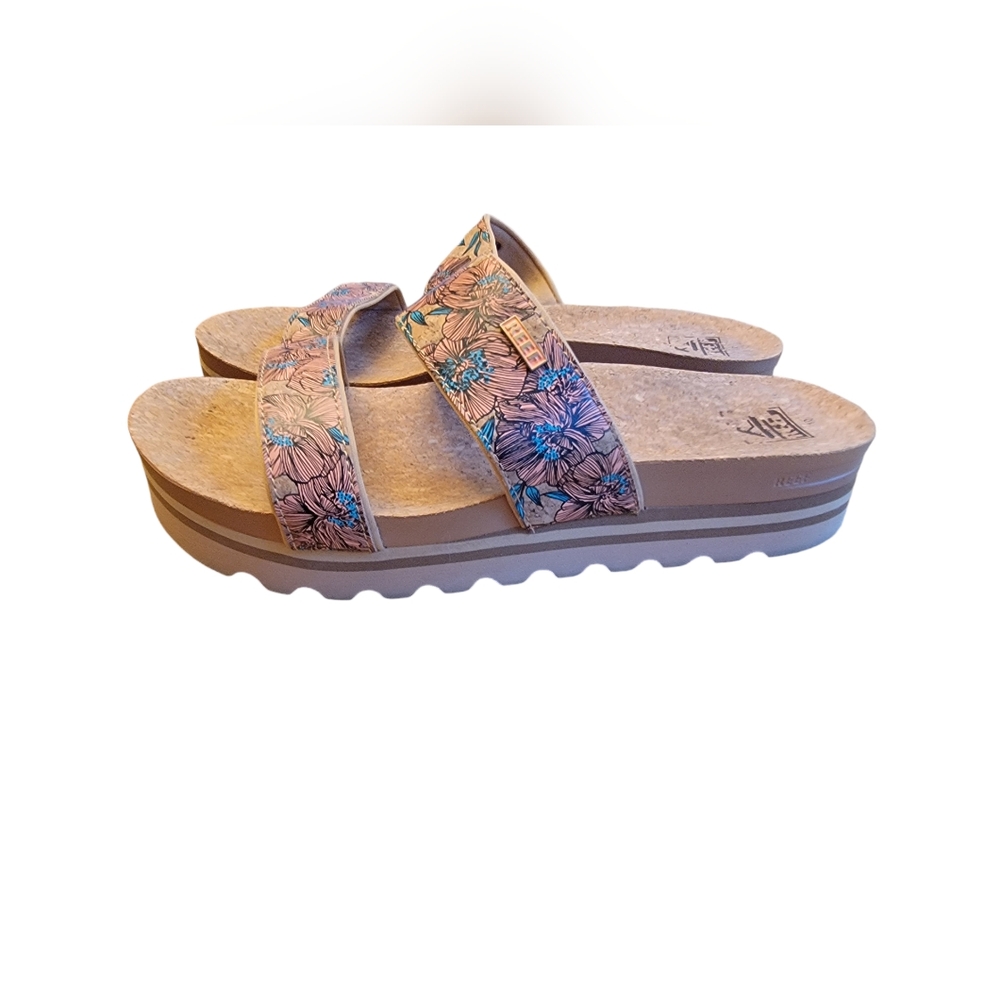 Women's Reef Cushion Vista Hi, size 10